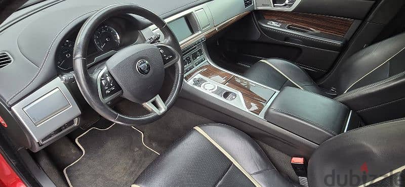 Jaguar XF 3.0 4WD 2015 Full options luxury package tiptronic sunroof 8