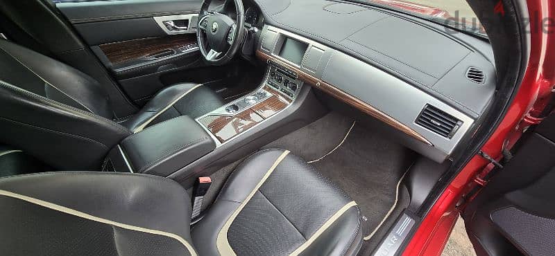 Jaguar XF 3.0 4WD 2015 Full options luxury package tiptronic sunroof 11