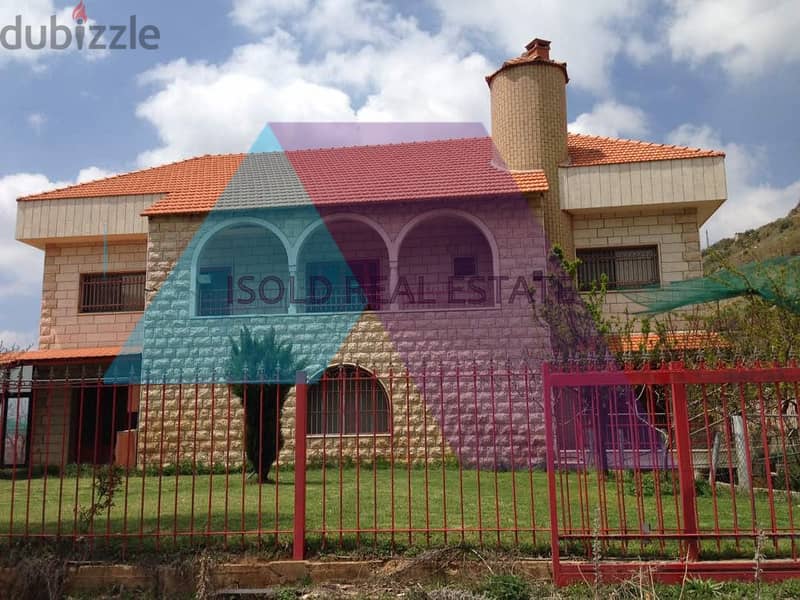 Semi furnished 260 m2 Triplex villa for rent on 1000 m2 land in Faraya 1