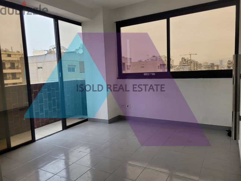 A 120 m2 office in a commercial center for rent in Bauchrieh 2