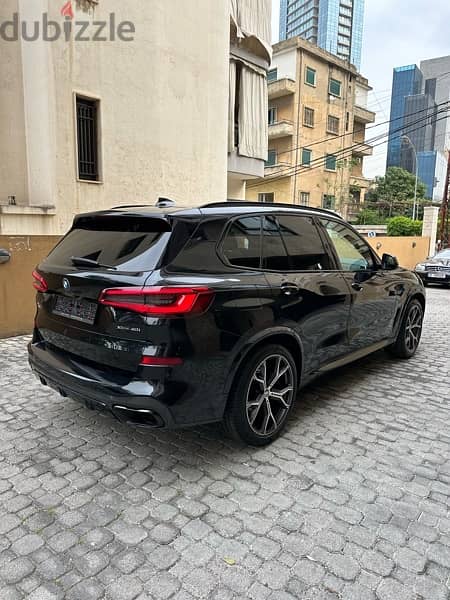 BMW X5 x-drive 40i M-package 2020 black on black (CLEAN CARFAX) 3