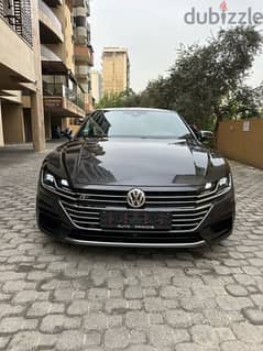 VW Arteon R-Line 4motion 2018 gray on black