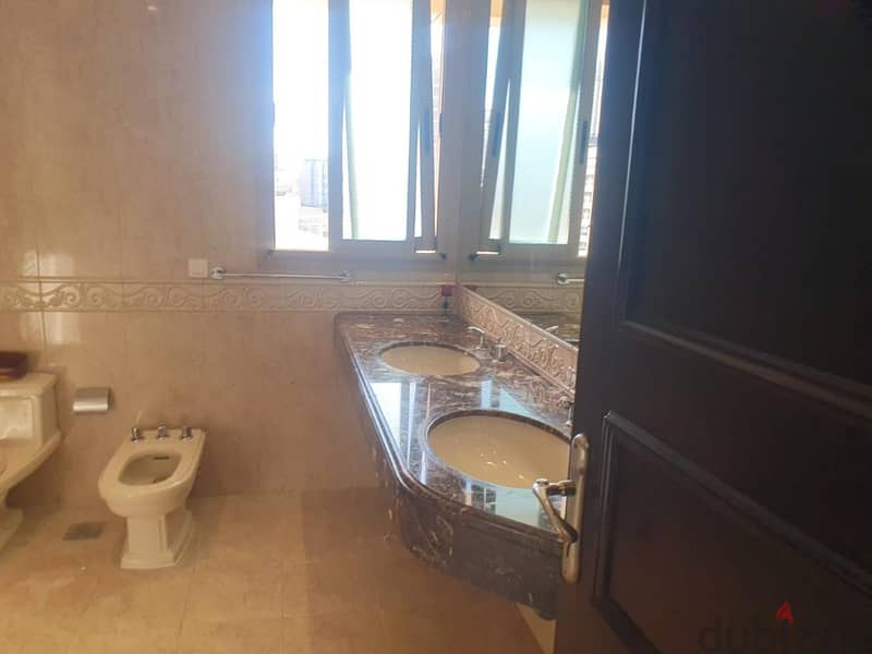 600 Sqm | Apartment For Rent In Beirut - Manara 7