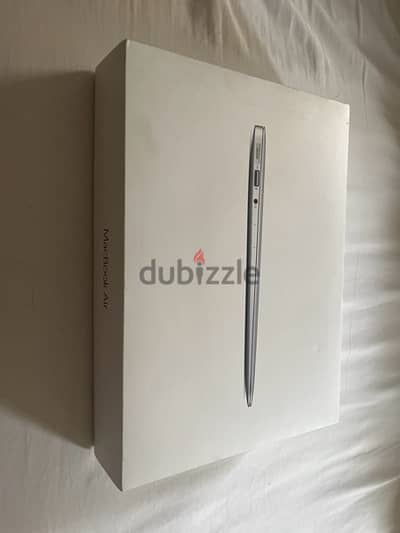 MacBook Air 128Gb/8Ram 13.6”