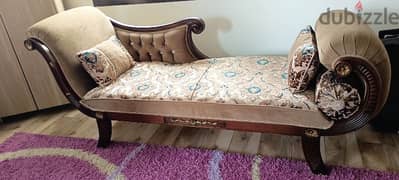 Classy sofa meridienne