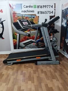 Full options treadmill 2,5hp motor power
