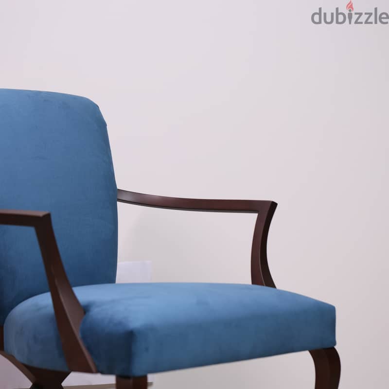 Two X-leg chairs 2