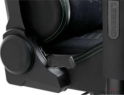 Razer Type Z Ed. Legend Gaming Chair 4