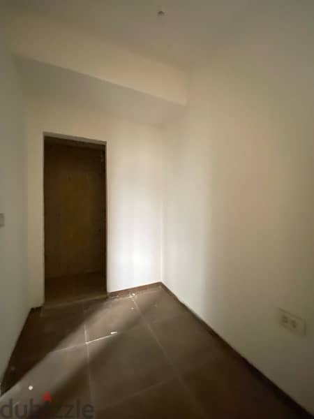 Spacious Apartment for sale in Naccache with open views. 8
