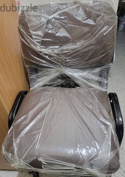 new 5 office chairs 1