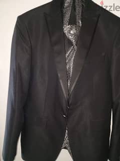 4 PIECE SUIT (Blazer,Vest,Tie and Pant)