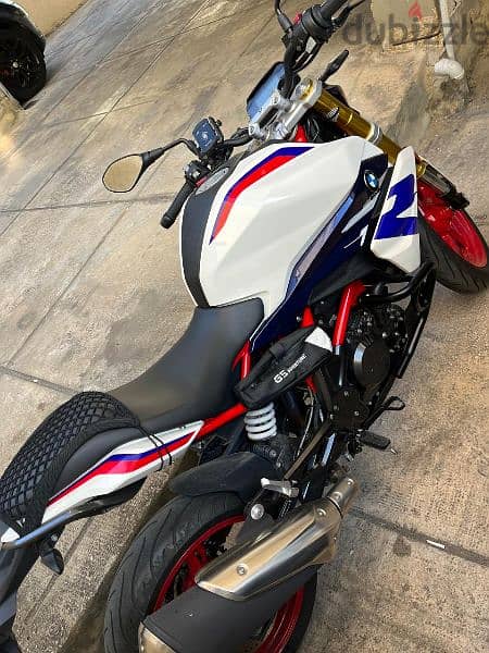 BMW G310R - 2022 - Almost New - Low Mileage for only $4750 negotiable 1