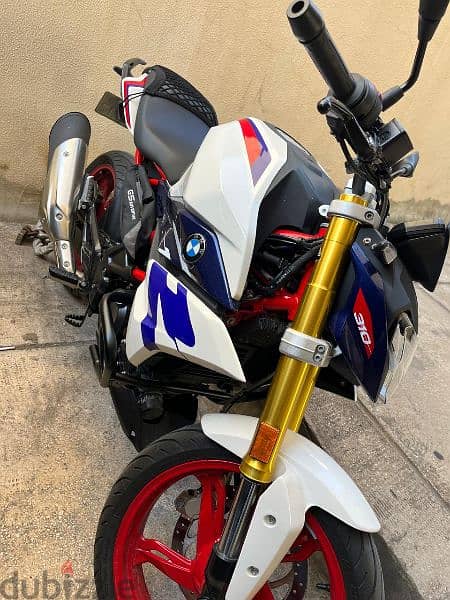 BMW G310R - 2022 - Almost New - Low Mileage for only $5200 negotiable 2