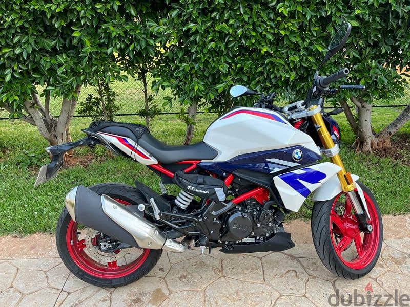 BMW G310R - 2022 - Almost New - Low Mileage for only $4750 negotiable 7