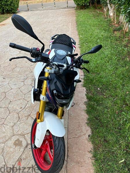 BMW G310R - 2022 - Almost New - Low Mileage for only $5200 negotiable 8
