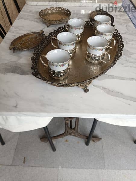 set of 6 Coffee cups + tray + 2 ashtrays + 1 bottle stand 1