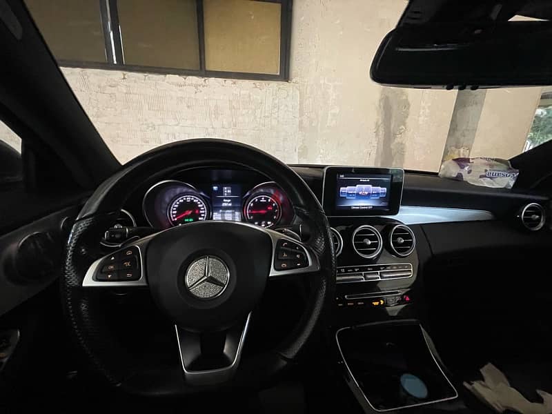 Mercedes-Benz C-Class 2017 1