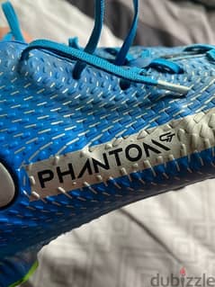 phantom football shoes