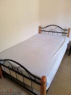 2 beds 2 mattresses with closet and chifoniyara 0