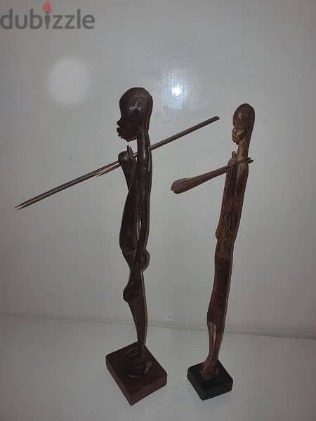 african statues couple 1