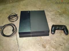 ps4 fat 500gb like new with original controler and  2cds