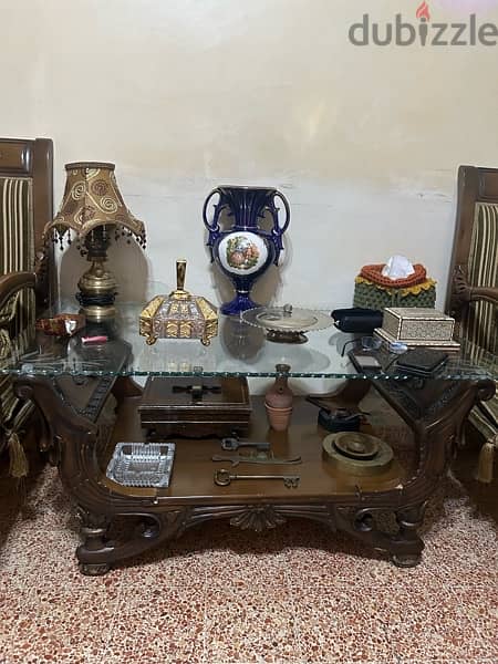 صالون خشب زان  ٤ قطع (مع طاولة وسط طول 120 وعرضها 65)    600$ 2