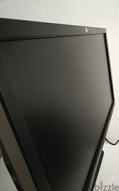 HP ZR22W LCD Monitor - Price is final 8
