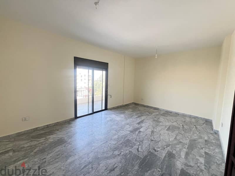 Mar roukoz fully renovated apartment for rent Ref#6086 4