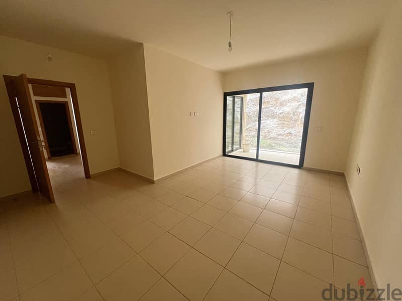 mansourieh spacious 200 sqm apartment for rent Ref#6098 2