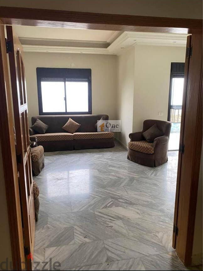 Apartment for rent, semi-furnished, in excellent condition in TABARJA 7