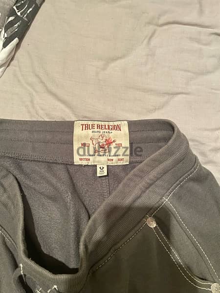 True religion set (pants and tshirt) 4