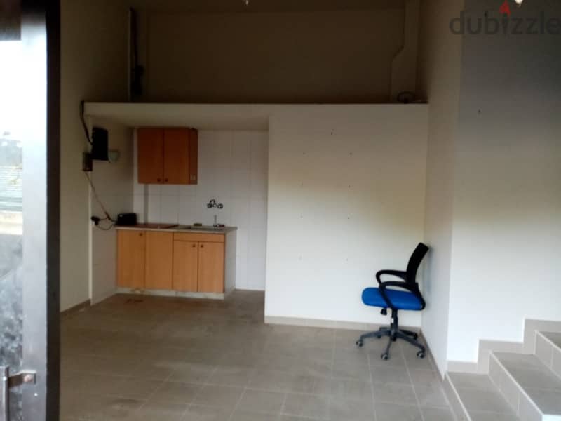 79 Sqm | Shop for rent in Broummana 2