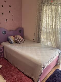 Full bedroom for girls