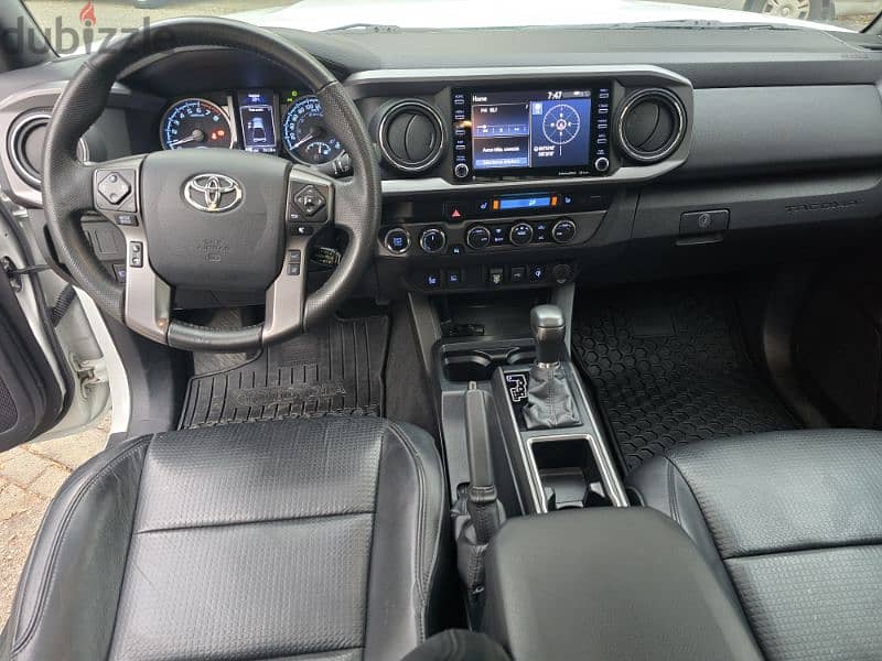 Toyota Tacoma 2020 clean carfax 11