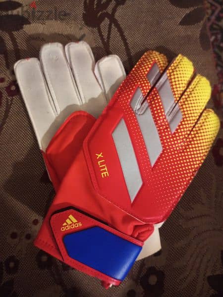 goalkeeper gloves 5
