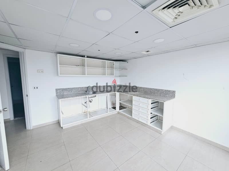 AH-HKL-216 Office for rent in Downtown 24/7 electricity,365m 2