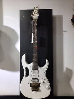 Ibanez electric guitar (music instruments)
