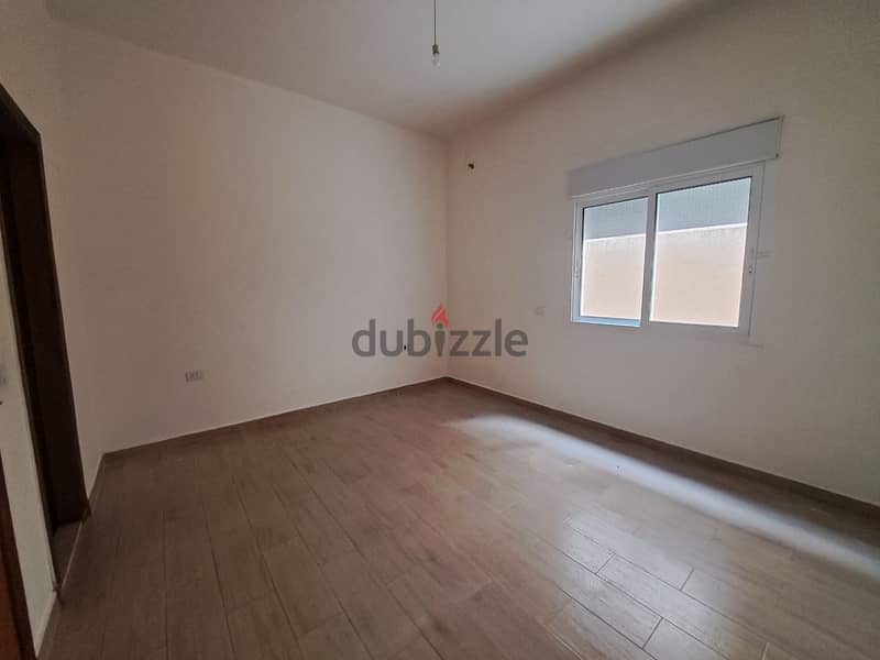Apartment with Terrace for Sale in Araya 4