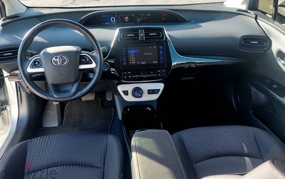 Toyota Prius 2017 Hybrid 7