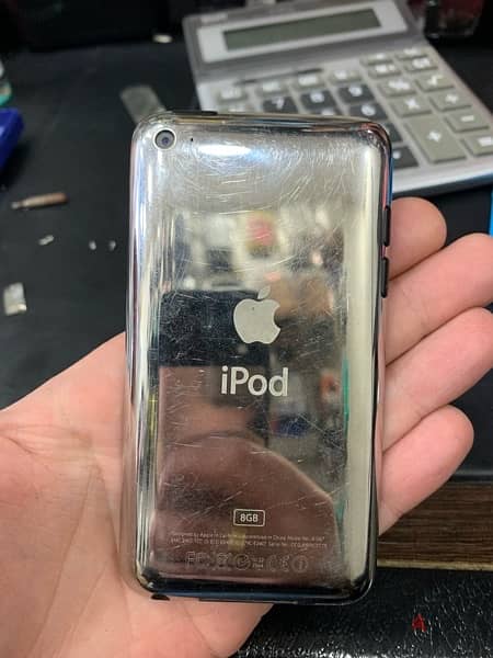 first ipod for collectors excellent condition 2