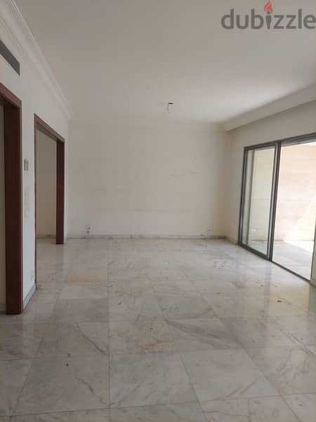 Koraytem Sakiet el Janzeer Apartment for Rent شقة للايجار قريطم ساقية 1