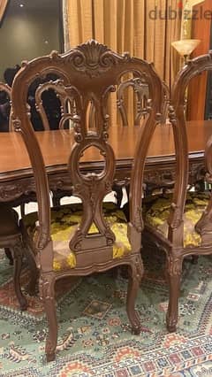 Antique dining room 8 chairs + 2 master chairs