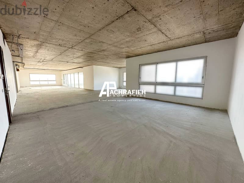 Apartment For Sale In Achrafieh - شقة للبيع في الأشرفية 2