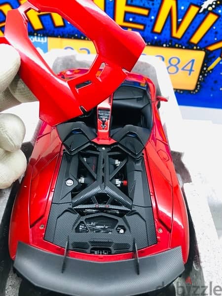 1/18 diecast Autoart Signature Aventador J Metallic Red 4