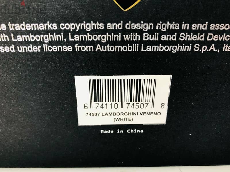 1/18 diecast Autoart Signature Lamborghini Veneno WHITE NEW 9