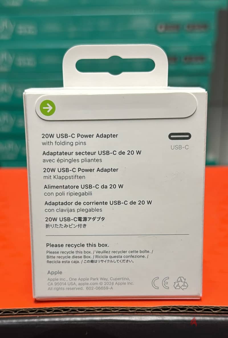 Apple usb-c 20w adapter 3 pin 1