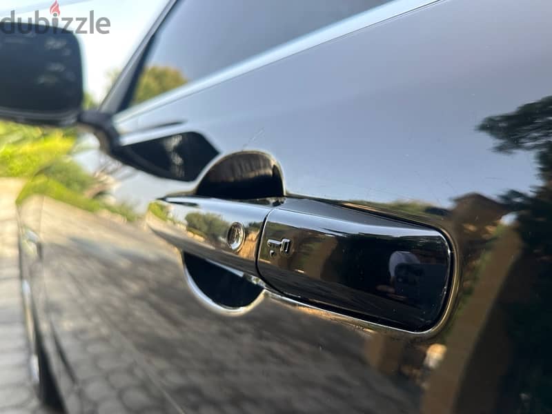 Jaguar XE 2018 12