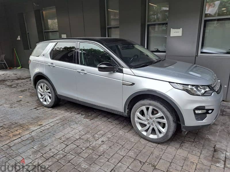Land Rover Discovery Sport 2016 1