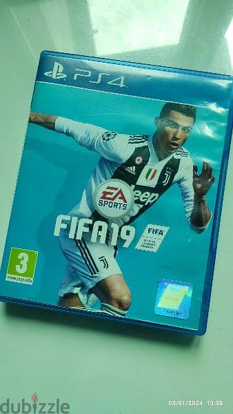 PS4 phat 1TB 1 controller + Fifa 19 clean 6