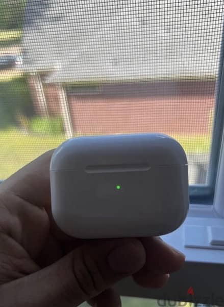 Used AirPods Pro gen 2 (type C)  like new 2